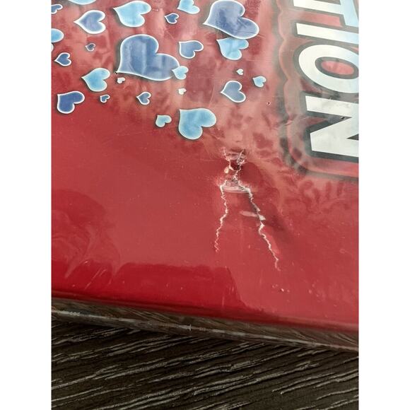 Hearts of Attraction Board Game 2914 R&R Games, New and Sealed - Picture 7 of 9